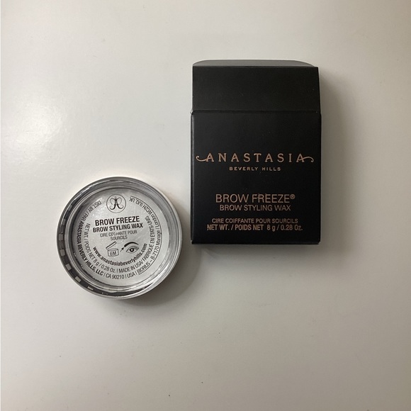 Anastasia Beverly Hills Other - Anastasia Beverly Hills Brow Freeze